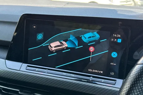 VK21KKL Volkswagen Golf 1.5 TSI R-Line Euro 6 (s/s) 5dr Thumbnail #42