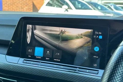 VK21KKL Volkswagen Golf 1.5 TSI R-Line Euro 6 (s/s) 5dr Thumbnail #45