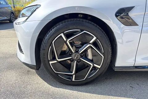 DF75FGM BYD SEAL 82.5kWh Excellence Auto AWD 4dr Thumbnail #7