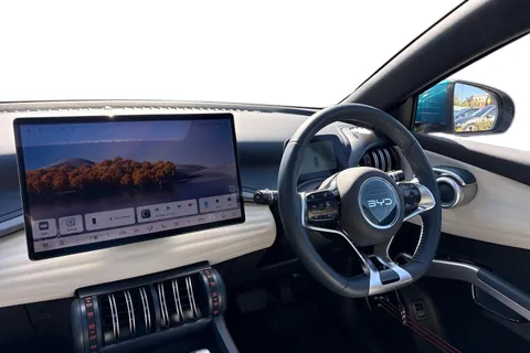 13 of 48 for BYD ATTO 3 60.48kWh Design Auto 5dr