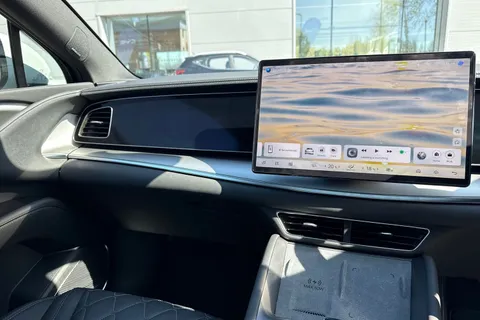 DF75KYS BYD Sealion 7 91.3kWh Excellence Auto AWD 5dr Thumbnail #15