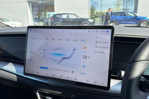 DF75KYS BYD Sealion 7 91.3kWh Excellence Auto AWD 5dr Thumbnail #19