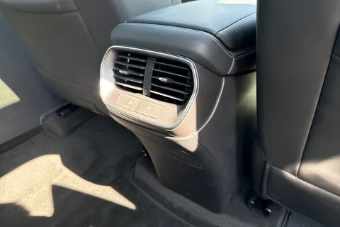 DF75KYS BYD Sealion 7 91.3kWh Excellence Auto AWD 5dr Thumbnail #32