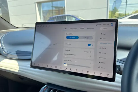 42 of 48 for BYD ATTO 3 60.48kWh Design Auto 5dr