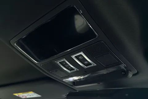  Land Rover Defender 110 3.0 D250 MHEV X-Dynamic HSE Auto 4WD Euro 6 (s/s) 5dr Thumbnail #40
