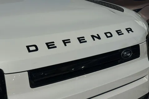  Land Rover Defender 110 3.0 D250 MHEV X-Dynamic HSE Auto 4WD Euro 6 (s/s) 5dr Thumbnail #56
