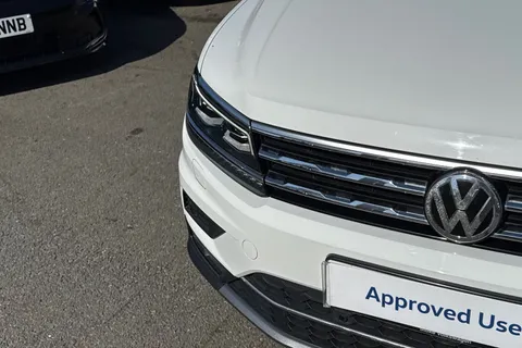 DU18AJX Volkswagen Tiguan Allspace 2.0 TDI 4Motion SEL 5dr DSG Thumbnail #41