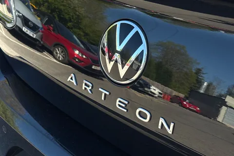 SY72YTR Volkswagen Arteon 2.0 TSI R-Line Fastback DSG Euro 6 (s/s) 5dr Thumbnail #30