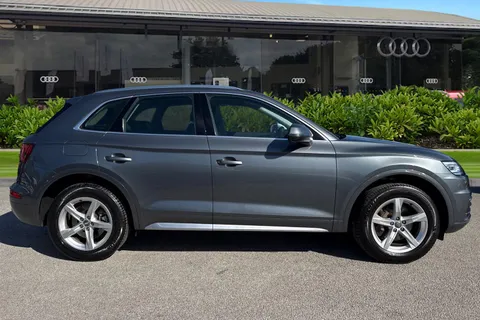 PJ18CVK Audi Q5 Sport 2.0 TFSI quattro 252 PS S tronic Thumbnail #4