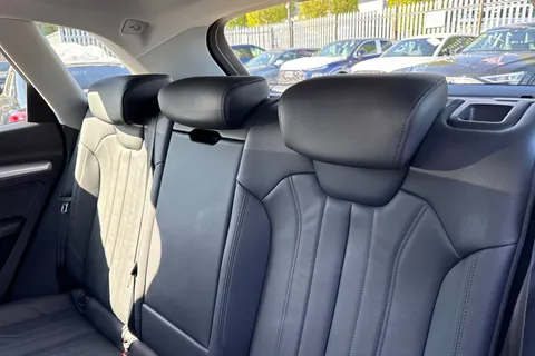 PJ18CVK Audi Q5 Sport 2.0 TFSI quattro 252 PS S tronic Thumbnail #19