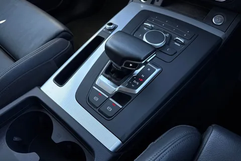 PJ18CVK Audi Q5 Sport 2.0 TFSI quattro 252 PS S tronic Thumbnail #23