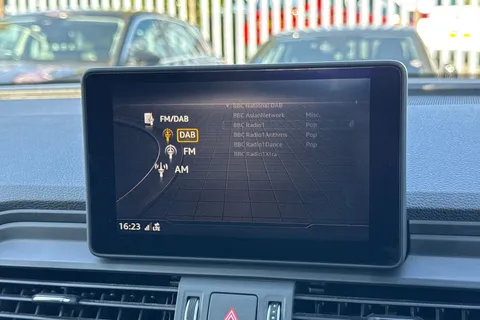 PJ18CVK Audi Q5 Sport 2.0 TFSI quattro 252 PS S tronic Thumbnail #37