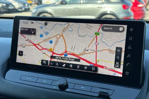 DL73VNR Nissan Qashqai 1.3 DIG-T MHEV N-Connecta XTRON Euro 6 (s/s) 5dr Thumbnail #18