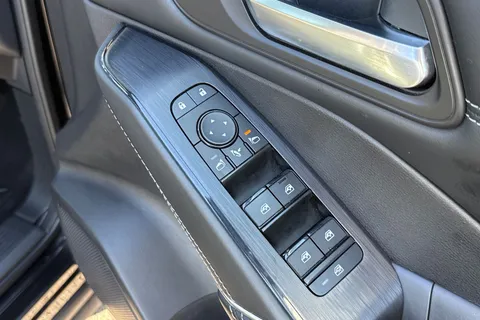 DL73VNR Nissan Qashqai 1.3 DIG-T MHEV N-Connecta XTRON Euro 6 (s/s) 5dr Thumbnail #22