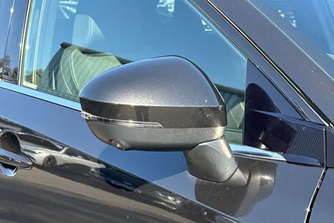 DL73VNR Nissan Qashqai 1.3 DIG-T MHEV N-Connecta XTRON Euro 6 (s/s) 5dr Thumbnail #29