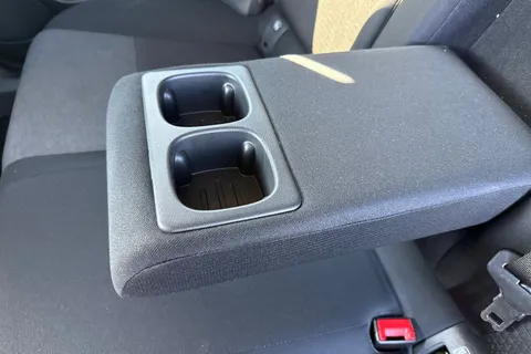 DL73VNR Nissan Qashqai 1.3 DIG-T MHEV N-Connecta XTRON Euro 6 (s/s) 5dr Thumbnail #34