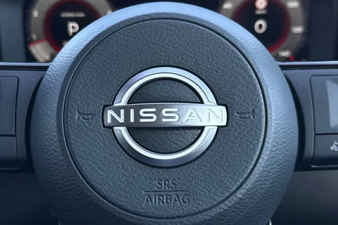 DL73VNR Nissan Qashqai 1.3 DIG-T MHEV N-Connecta XTRON Euro 6 (s/s) 5dr Thumbnail #35