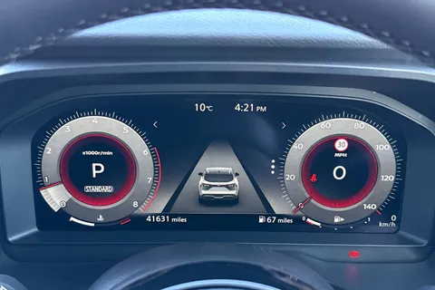 DL73VNR Nissan Qashqai 1.3 DIG-T MHEV N-Connecta XTRON Euro 6 (s/s) 5dr Thumbnail #38