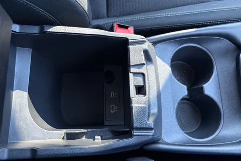 DL73VNR Nissan Qashqai 1.3 DIG-T MHEV N-Connecta XTRON Euro 6 (s/s) 5dr Thumbnail #42