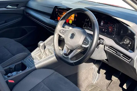 DG21NVD Volkswagen Golf 1.5 TSI 150 Style 5dr Thumbnail #15