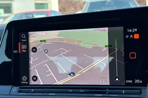 DG21NVD Volkswagen Golf 1.5 TSI 150 Style 5dr Thumbnail #18