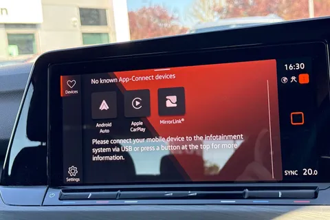 DG21NVD Volkswagen Golf 1.5 TSI 150 Style 5dr Thumbnail #29