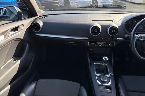 20 of 54 for Audi A3 2.0 TDI S line Euro 6 (s/s) 4dr (Nav)