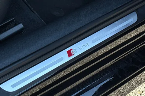 30 of 54 for Audi A3 2.0 TDI S line Euro 6 (s/s) 4dr (Nav)