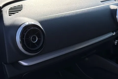 36 of 54 for Audi A3 2.0 TDI S line Euro 6 (s/s) 4dr (Nav)