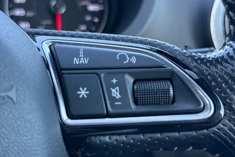 41 of 54 for Audi A3 2.0 TDI S line Euro 6 (s/s) 4dr (Nav)