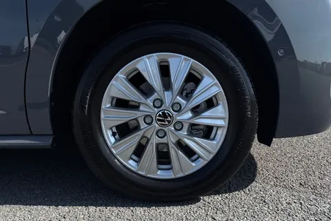 DA26XRX Volkswagen California Beach T7 SWB 150PS 2.0 TDi DSG - Camper Heater Thumbnail #9