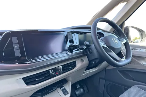 DA26TOV Volkswagen California Beach T7 SWB 150PS 2.0 TDi DSG - Camper Heater Thumbnail #14