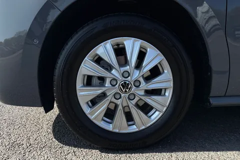 DA26XRX Volkswagen California Beach T7 SWB 150PS 2.0 TDi DSG - Camper Heater Thumbnail #12