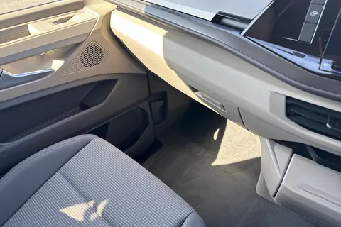 DA26XRX Volkswagen California Beach T7 SWB 150PS 2.0 TDi DSG - Camper Heater Thumbnail #19