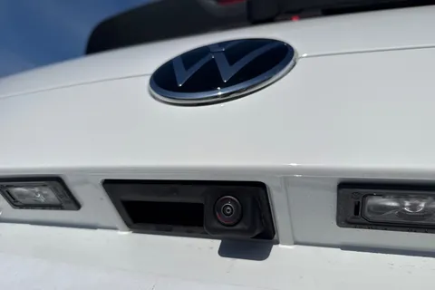 DA26TOV Volkswagen California Beach T7 SWB 150PS 2.0 TDi DSG - Camper Heater Thumbnail #30