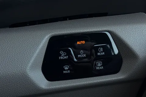 DA26XRX Volkswagen California Beach T7 SWB 150PS 2.0 TDi DSG - Camper Heater Thumbnail #39