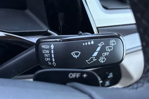 DA26TOV Volkswagen California Beach T7 SWB 150PS 2.0 TDi DSG - Camper Heater Thumbnail #44