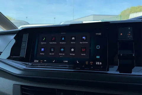 DA26TOV Volkswagen California Beach T7 SWB 150PS 2.0 TDi DSG - Camper Heater Thumbnail #46