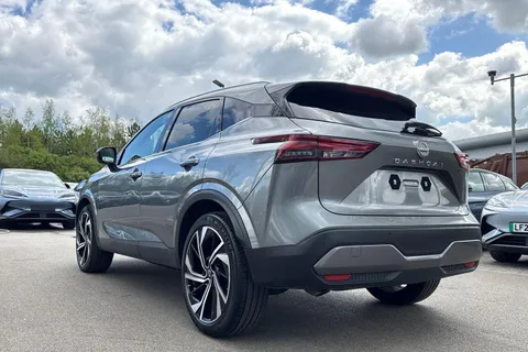 RY72BUP Nissan Qashqai 1.3 DIG-T MHEV Tekna+ XTRON Euro 6 (s/s) 5dr Thumbnail #21