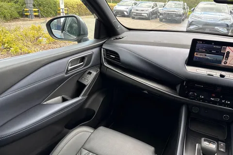 RY72BUP Nissan Qashqai 1.3 DIG-T MHEV Tekna+ XTRON Euro 6 (s/s) 5dr Thumbnail #33