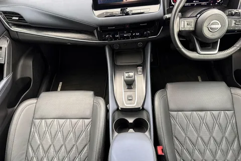 RY72BUP Nissan Qashqai 1.3 DIG-T MHEV Tekna+ XTRON Euro 6 (s/s) 5dr Thumbnail #35