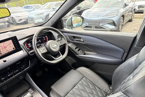 RY72BUP Nissan Qashqai 1.3 DIG-T MHEV Tekna+ XTRON Euro 6 (s/s) 5dr Thumbnail #36