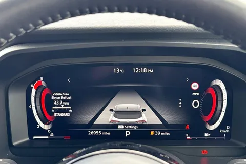 RY72BUP Nissan Qashqai 1.3 DIG-T MHEV Tekna+ XTRON Euro 6 (s/s) 5dr Thumbnail #41