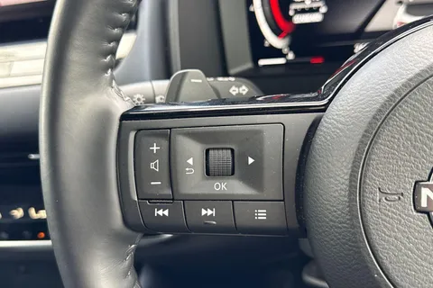 RY72BUP Nissan Qashqai 1.3 DIG-T MHEV Tekna+ XTRON Euro 6 (s/s) 5dr Thumbnail #42