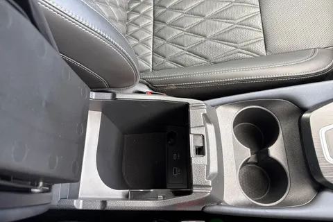 RY72BUP Nissan Qashqai 1.3 DIG-T MHEV Tekna+ XTRON Euro 6 (s/s) 5dr Thumbnail #46