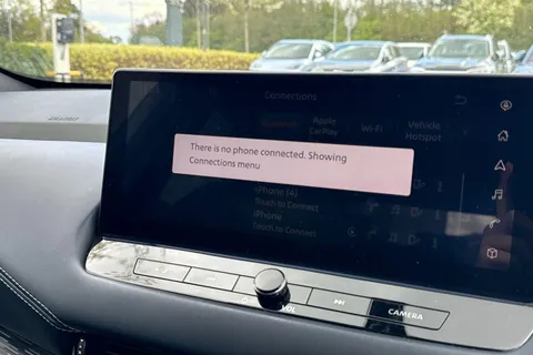 RY72BUP Nissan Qashqai 1.3 DIG-T MHEV Tekna+ XTRON Euro 6 (s/s) 5dr Thumbnail #48