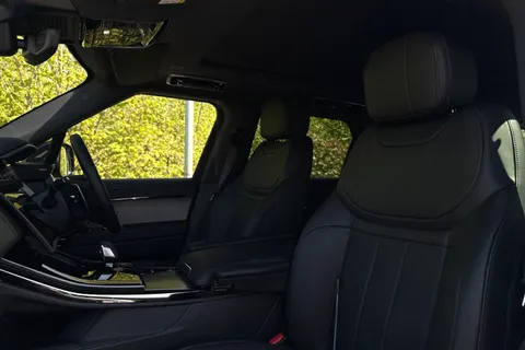  Land Rover Range Rover Sport 3.0 D250 MHEV Edition Auto 4WD Euro 6 (s/s) 5dr Thumbnail #11