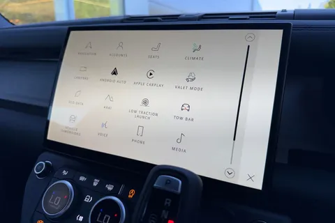Land Rover Defender 90 3.0 D250 MHEV X-Dynamic SE Auto 4WD Euro 6 (s/s) 3dr Thumbnail #37