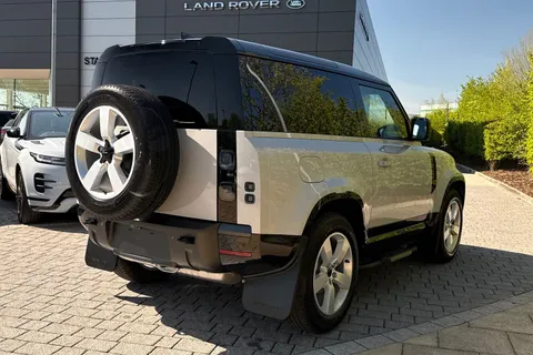 Land Rover Defender 90 3.0 D250 MHEV X-Dynamic SE Auto 4WD Euro 6 (s/s) 3dr Thumbnail #57