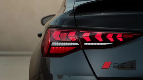  Audi RS 3 2.5 TFSI Carbon Vorsprung S Tronic quattro Euro 6 (s/s) 4dr Thumbnail #7